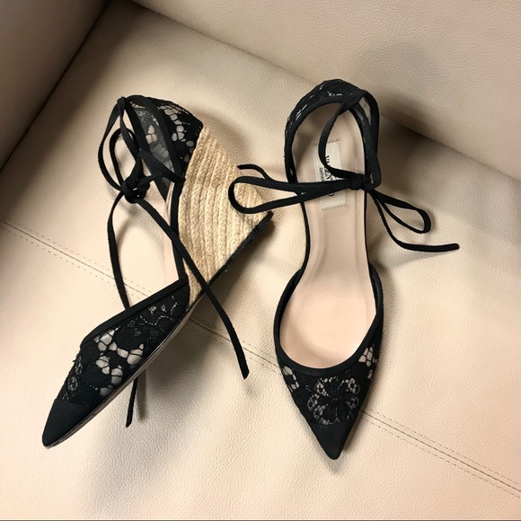 Valentino Shoes - Authentic Valentino Point-Toe Lace Wedges